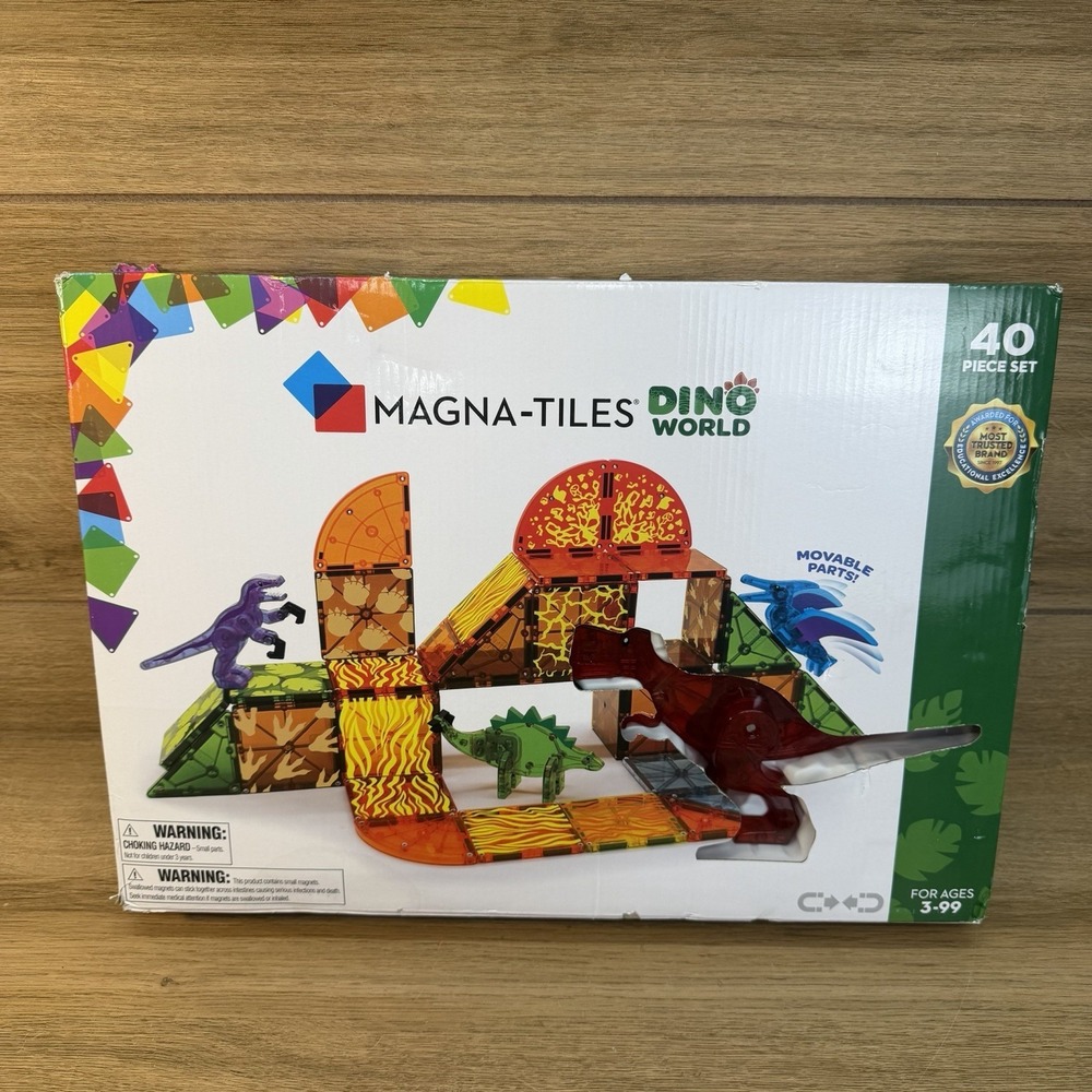 MAGNA-TILES Dino World 40-Piece Magnetic Construction Set New
